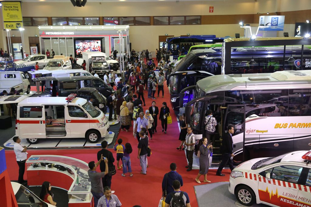 Cari Kendaraan Komersial Sesuai Regulasi Pemerintah di GIICOMVEC 2020